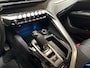 Peugeot 3008 1.2 PureTech Allure Sport Automaat (APPLE CARPLAY, PARELMOER, GROOT NAVI, 360 CAMERA, LEDER, SPORTSTOELEN, GETINT GLAS, LANE ASSIST, NIEUWSTAAT)