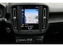 Volvo XC40 T3 Automaat Momentum | Trekhaak | Navigatie | Cruise Control | Parkeercamera | Bluetooth Telefonie & Multimedia | Climate Control | LED Koplampen | 17 inch Lichtmetalen Velgen
