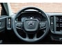 Volvo XC40 T3 Automaat Momentum | Trekhaak | Navigatie | Cruise Control | Parkeercamera | Bluetooth Telefonie & Multimedia | Climate Control | LED Koplampen | 17 inch Lichtmetalen Velgen