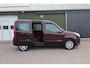 Fiat Doblò 1.4 Emotion, 2e eigenaar, Clima, Cruise control, Parkeersensoren, Isofix, Opklapbare achterbank, Blue tooth, Prijs incl. Apk, beurt en 3 mnd garantie