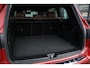Mercedes-Benz GLB 250 4MATIC Premium / Trekhaak / Matrix led / 360 camera