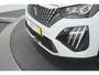 Peugeot 2008 PureTech 130 EAT8 Allure | Allseason banden | 360 Camera | Dodehoekdetectie | Apple Carplay | Stoelverwarming