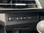 Peugeot 3008 1.6 HYbrid 225 Allure | Camera | Drive Assist | LMV 18" | Carplay | Navi | Keyless | Climate | Camera | Drive Assist | LMV 18" | Carplay | Navi | Keyless | Climate |