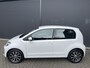 Volkswagen Up! 1.0 Airco - Licht metalen velgen 16 inch - Elektrische ramen - Led verlichting - Bluetooth - Radio - Start/stop systeem - Centrale vergrendeling met afstandsbediening