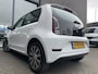Volkswagen Up! 1.0 Airco - Licht metalen velgen 16 inch - Elektrische ramen - Led verlichting - Bluetooth - Radio - Start/stop systeem - Centrale vergrendeling met afstandsbediening