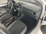 Volkswagen Up! 1.0 Airco - Licht metalen velgen 16 inch - Elektrische ramen - Led verlichting - Bluetooth - Radio - Start/stop systeem - Centrale vergrendeling met afstandsbediening