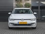 Volkswagen Golf 1.5 TSI First Edition Led Navi Sfeer verlichting  Acc 19 inch velgen