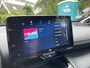 Toyota Yaris Cross 1.5 Hybrid Adventure Head-up display | Blind spot monitor | JBL premium sound | V+A parkeersensoren | Stoelverwarming | 18 inch