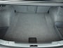 BMW 3-Serie 330i | Individual Edition | M-Sportpakket | Performance remsysteem | Schuifdak | 19" Individual velgen