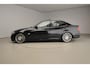 BMW 3-Serie 330i | Individual Edition | M-Sportpakket | Performance remsysteem | Schuifdak | 19" Individual velgen