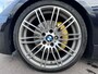 BMW 3-Serie 330i | Individual Edition | M-Sportpakket | Performance remsysteem | Schuifdak | 19" Individual velgen