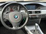 BMW 3-Serie 330i | Individual Edition | M-Sportpakket | Performance remsysteem | Schuifdak | 19" Individual velgen