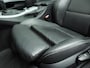 BMW 3-Serie 330i | Individual Edition | M-Sportpakket | Performance remsysteem | Schuifdak | 19" Individual velgen