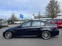 BMW 3-Serie 330i | Individual Edition | M-Sportpakket | Performance remsysteem | Schuifdak | 19" Individual velgen