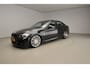 BMW 3-Serie 330i | Individual Edition | M-Sportpakket | Performance remsysteem | Schuifdak | 19" Individual velgen