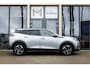 Peugeot 2008 1.2 PureTech | Allure | 2e Paasdag OPEN OP AFSPRAAK! | 17" LM Velgen | Achteruitrijcamera | Trekhaak | Apple CarPlay | LED | Climate Control | Parkeersensoren |