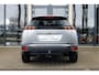 Peugeot 2008 1.2 PureTech | Allure | 2e Paasdag OPEN OP AFSPRAAK! | 17" LM Velgen | Achteruitrijcamera | Trekhaak | Apple CarPlay | LED | Climate Control | Parkeersensoren |