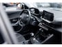Peugeot 2008 1.2 PureTech | Allure | 2e Paasdag OPEN OP AFSPRAAK! | 17" LM Velgen | Achteruitrijcamera | Trekhaak | Apple CarPlay | LED | Climate Control | Parkeersensoren |