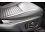 Land Rover Discovery Sport P300e 1.5 R-Dynamic HSE Panoramadak Voorruitverwarming Black Pack