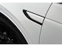 Land Rover Discovery Sport P300e 1.5 R-Dynamic HSE Panoramadak Voorruitverwarming Black Pack