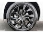 Land Rover Discovery Sport P300e 1.5 R-Dynamic HSE Panoramadak Voorruitverwarming Black Pack