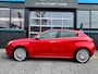 Alfa Romeo Giulietta 1.4 T Distinctive Veloce 170pk Rosso Competizione Airco leder memory Cruise In perfecte Staat!!