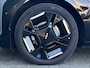 Kia EV3 81,4 kWh 204pk GT-PlusLine ISOH 100 Schuifkanteldak I Stoelverwarming en koeling I Harman Kardon I HUD I Elektr. Klep I Camera 360