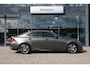 Lexus IS 300h Hybrid Business Line Pro | NL Auto | Dealer onderhouden