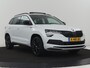 Skoda Karoq 1.5 TSI Sportline | Panoramadak | Stoelverwarming | Adaptive cruise | Camera | Sportstoelen | Virtual Cockpit | Navigatie | Sfeerverlichting | Full LED | 18'' | Keyless | Climate control