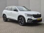 Renault Austral 1.2 E-Tech full hybrid 200 iconic esprit Automaat / Fabrieksgarantie tot 04-2027 / All season banden / Panoramadak / Trekgewicht 1.500 kg / Rondomzicht camera / Adaptief cruise control / Elektrische achterklep / Apple Carplay Android Auto /