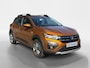 Dacia Sandero Stepway 90PK TCe Comfort | Navigatiesysteem Full Map | Camera | Parkeersensoren | Climate Control | Apple CarPlay/Android Auto | Full LED | Armsteun | Elektrische Ramen & Spiegels |