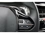 Peugeot 2008 1.2 Hybrid 145 GT | Automaat | Navigatie | Camera voor + achter | Massage | Stoelverwarming | Alcantara |