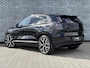 Volvo EX30 Single Motor Ext Range Plus Black Ed Europa 69 kWh | P5 Long Range | 20" 5-Y spaaks velgen | Adaptieve Cruise Control | Parkeersensoren voor + achter | Stoelverwarming | Verwarmd stuurwiel | Elektr. verstelbare voorstoelen | Google Service | Harman Kardon Audio | Parkeercamera
