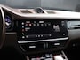Porsche Cayenne 3.0 E-Hybrid | SPORT-CHRONO | LUCHTVERING | LEDER | PANO-DAK | BOSE | TREKHAAK | ENTERTAINMENT | HEAD-UP | CAMERA | ACHTERAS BEST | CARBON
