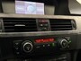 BMW 3-Serie 320i Panoramadak Navigatie Cruise Stoelverwarming