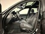 BMW 3-Serie 320i Panoramadak Navigatie Cruise Stoelverwarming