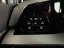 Volkswagen Golf 1.5 eHybrid GTE 272 pk Automaat (DSG) | Verlengde garantie | Navigatie | Panoramadak | Trekhaak (wegklapbaar) | Parkeersensoren (Park assist) | Achteruitrijcamera | Stoelverwarming |