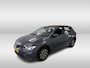 Volkswagen Polo 1.0 TSI Life Executive Navigatie / PDC / Extra getint glas / Airco / App-connect / Apple carplay