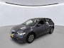 Volkswagen Polo 1.0 TSI Life Executive Navigatie / PDC / Extra getint glas / Airco / App-connect / Apple carplay