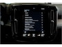 Volvo XC40 1.5 T5 Plug-in Hybrid 193kW/262pk DCT7 Plus Dark Facelift!! HARMAN/KARDON + SPORTSTOELEN + CRUISE + CAMERA + NAVI SENSUS + LANE ASSIST + EL.STOELEN + STOEL-&STUURVERWARMING + KEYLESS ENTRY&GO + PARKSENSOREN V&A + 18” LM-VELGEN!!