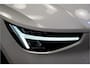 Volvo XC40 1.5 T5 Plug-in Hybrid 193kW/262pk DCT7 Plus Dark Facelift!! HARMAN/KARDON + SPORTSTOELEN + CRUISE + CAMERA + NAVI SENSUS + LANE ASSIST + EL.STOELEN + STOEL-&STUURVERWARMING + KEYLESS ENTRY&GO + PARKSENSOREN V&A + 18” LM-VELGEN!!