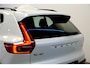Volvo XC40 1.5 T5 Plug-in Hybrid 193kW/262pk DCT7 Plus Dark Facelift!! HARMAN/KARDON + SPORTSTOELEN + CRUISE + CAMERA + NAVI SENSUS + LANE ASSIST + EL.STOELEN + STOEL-&STUURVERWARMING + KEYLESS ENTRY&GO + PARKSENSOREN V&A + 18” LM-VELGEN!!