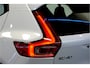 Volvo XC40 1.5 T5 Plug-in Hybrid 193kW/262pk DCT7 Plus Dark Facelift!! HARMAN/KARDON + SPORTSTOELEN + CRUISE + CAMERA + NAVI SENSUS + LANE ASSIST + EL.STOELEN + STOEL-&STUURVERWARMING + KEYLESS ENTRY&GO + PARKSENSOREN V&A + 18” LM-VELGEN!!