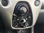 Toyota Aygo 1.0 VVT-i x-play / CAMERA / WINTERBANDENSET