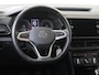 Volkswagen T-Cross 1.0 TSI Life | Achteruitrijcamera | Adaptieve cruise control | CarPlay | Elektrisch inklapbare buitenspiegels | Bluetooth | Airco |