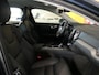 Volvo V60 2.0 B4 Core - VOL LEDER - Elektrisch uitklapbare trekhaak - Stoelverwarming - Camera