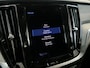 Volvo V60 2.0 B4 Core - VOL LEDER - Elektrisch uitklapbare trekhaak - Stoelverwarming - Camera