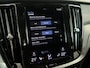Volvo V60 2.0 B4 Core - VOL LEDER - Elektrisch uitklapbare trekhaak - Stoelverwarming - Camera