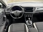 Volkswagen T-Roc 1.5 TSI Sport GEEN AFLEVERKOSTEN | Automaat | Navigatiesysteem | Climate Control | Adaptieve Cruise Control | Achteruitrijcamera | Parkeersensoren voor- en achter | DAB radio | 12 maanden BOVAG garantie