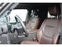 Toyota Land Cruiser 2.8 D-4D Standard Roof Window Van Professional 2e Paasdag open van 10:00 - 15:00 | NL-Auto | Trekhaak | Leder | Memory | Camera's | JBL | HUD | LED | Stoelverwarming/koeling